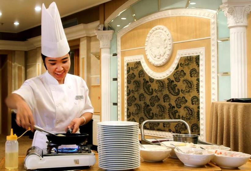 هتل Chinggis Khaan