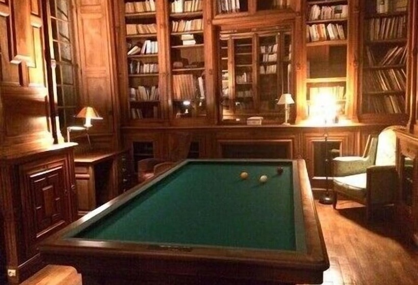 فندق Château De Curzay