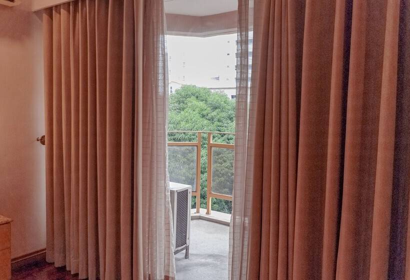 هتل City Garden Suites Manila