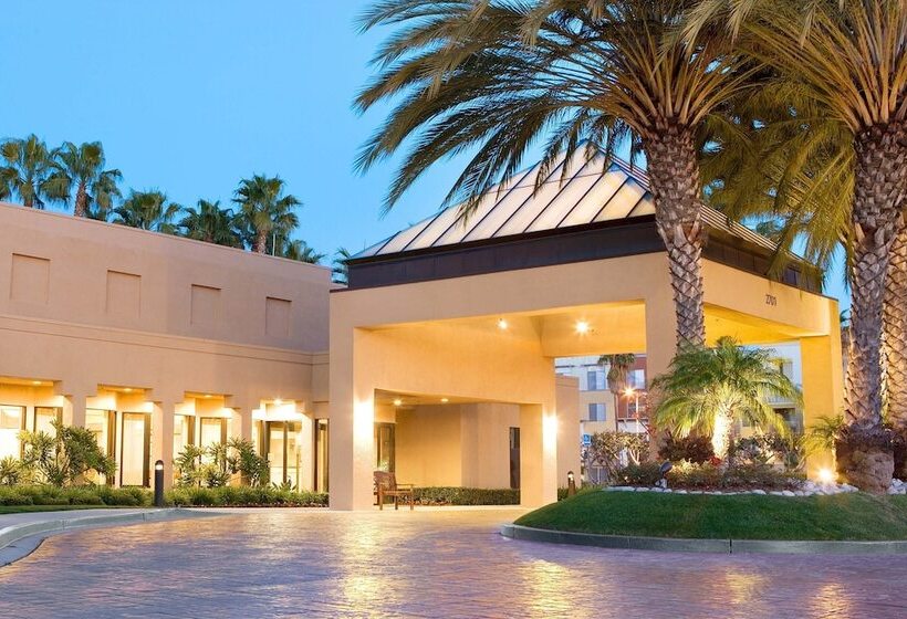 בית מלון כפרי Courtyard Irvine John Wayne Airport/orange County