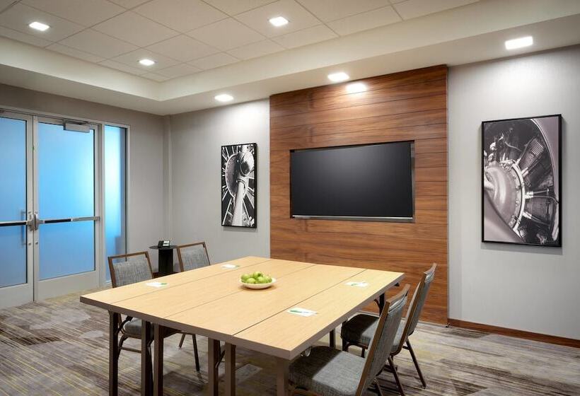 בית מלון כפרי Courtyard Irvine John Wayne Airport/orange County