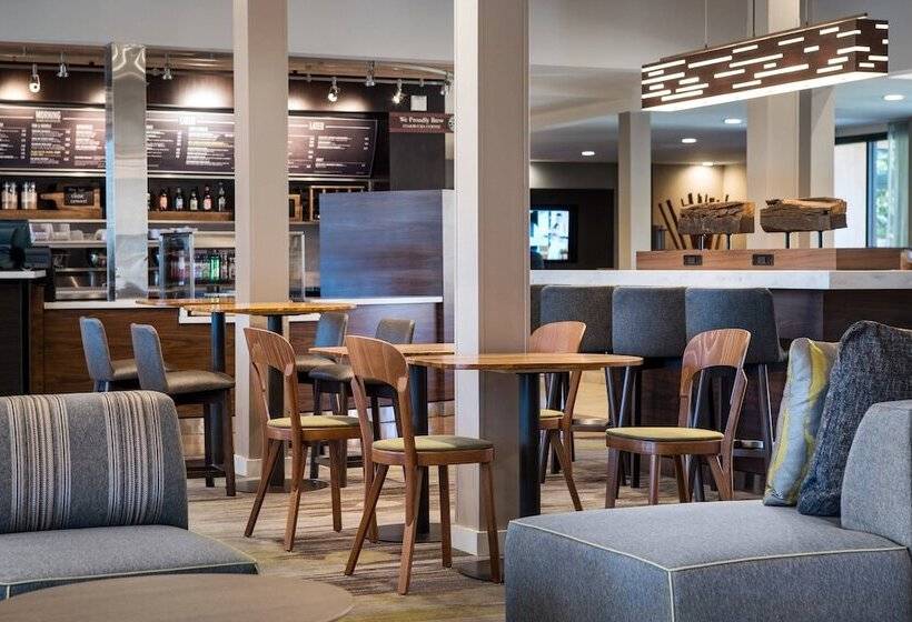 בית מלון כפרי Courtyard Irvine John Wayne Airport/orange County