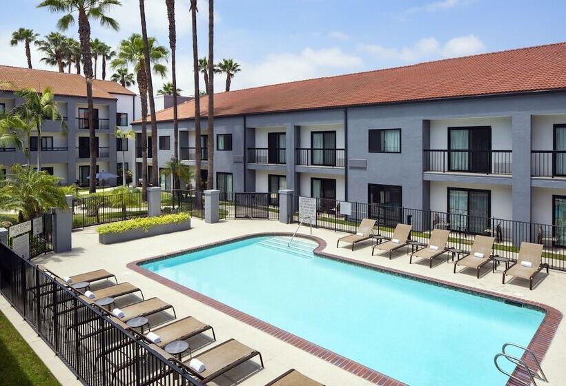 호텔 Courtyard By Marriott Los Angeles Hacienda Heights Orange County