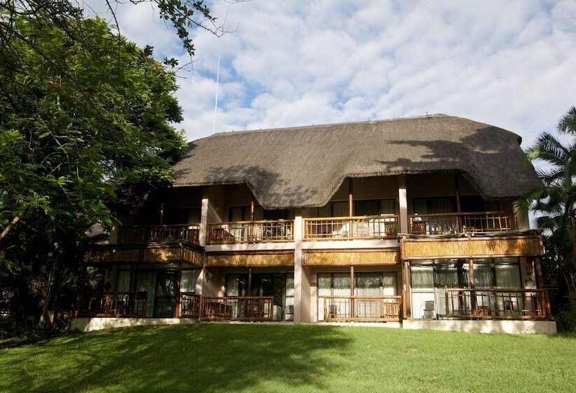 호텔 Cresta Mowana Safari Resort & Spa