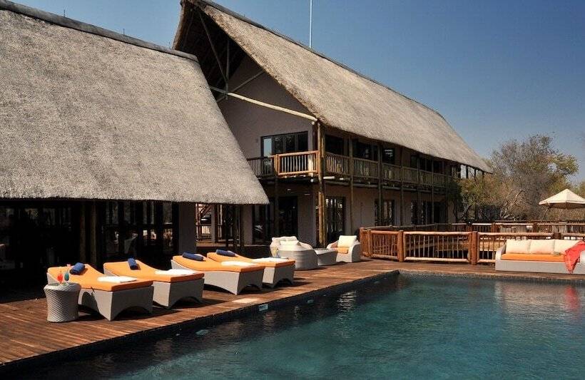 فندق Cresta Mowana Safari Resort & Spa