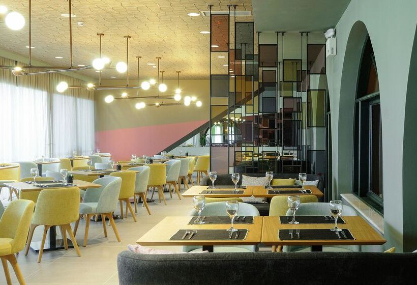 호텔 Dolce By Wyndham Athens Attica Riviera