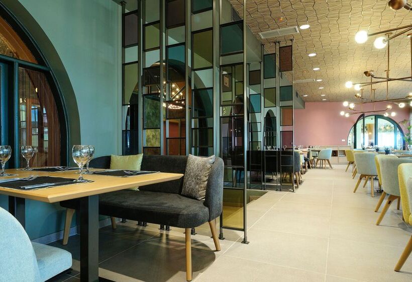 호텔 Dolce By Wyndham Athens Attica Riviera