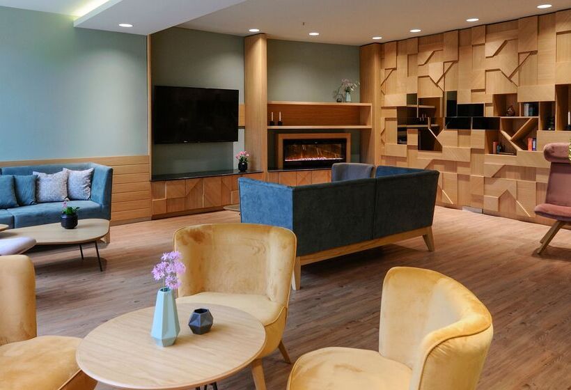 호텔 Dolce By Wyndham Athens Attica Riviera