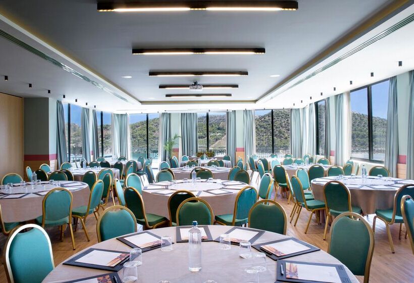 호텔 Dolce By Wyndham Athens Attica Riviera