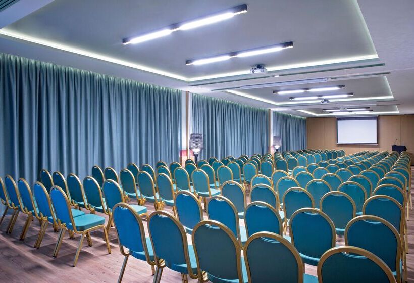 호텔 Dolce By Wyndham Athens Attica Riviera