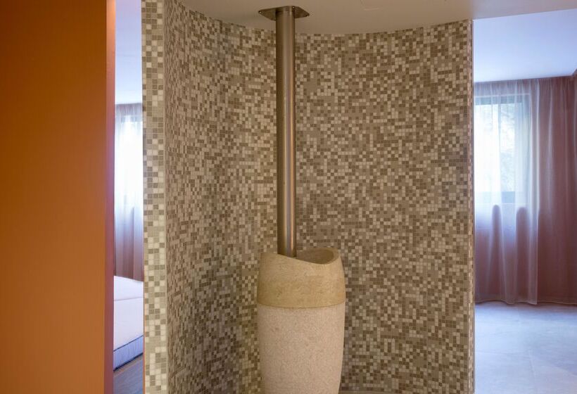 호텔 Dolce By Wyndham Athens Attica Riviera