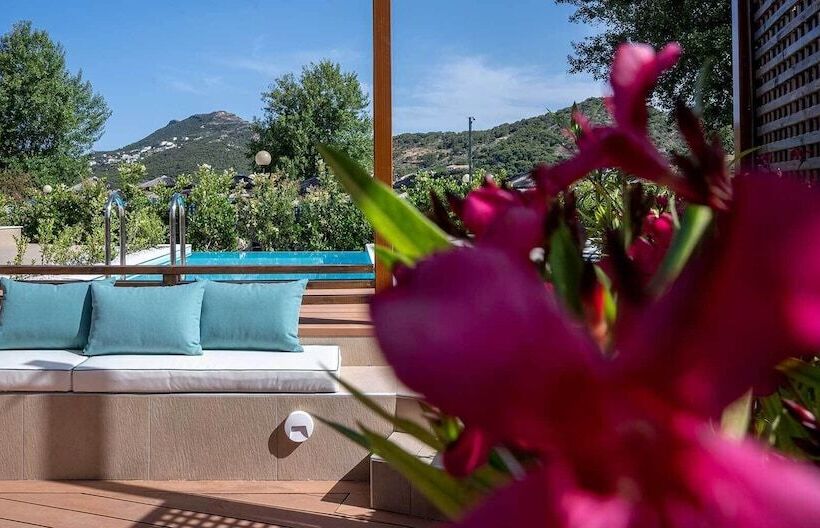 호텔 Dolce By Wyndham Athens Attica Riviera