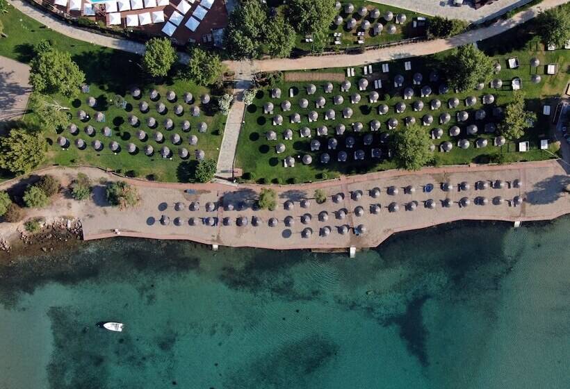 호텔 Dolce By Wyndham Athens Attica Riviera