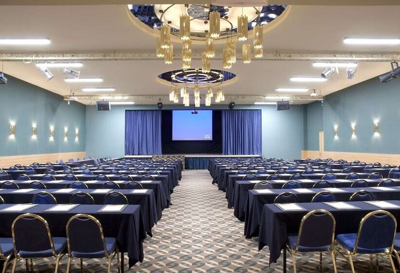 호텔 Dolce By Wyndham Athens Attica Riviera