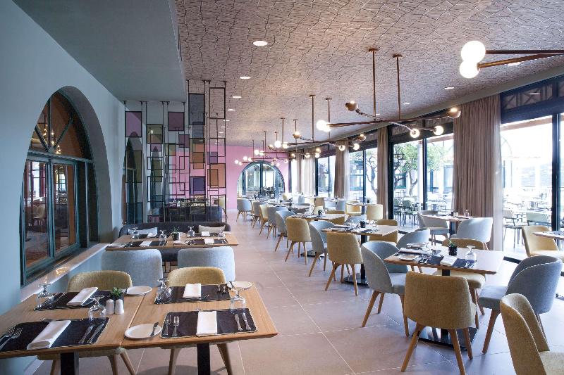 호텔 Dolce By Wyndham Athens Attica Riviera