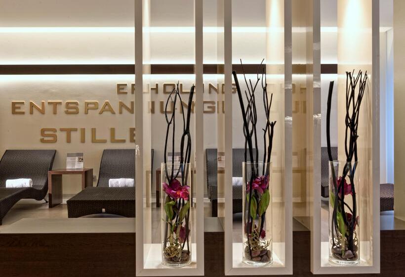 هتل Estrel Berlin