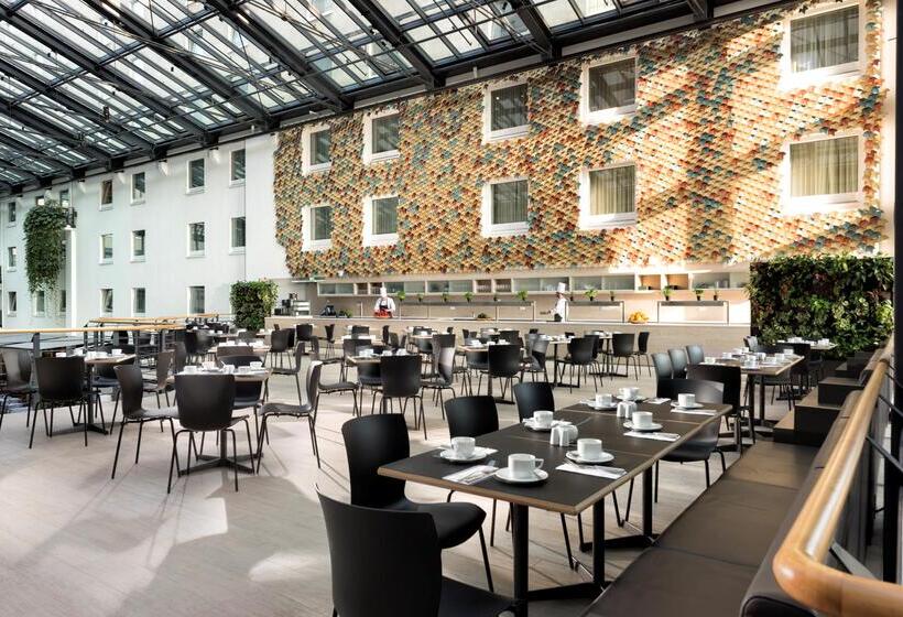 هتل Estrel Berlin