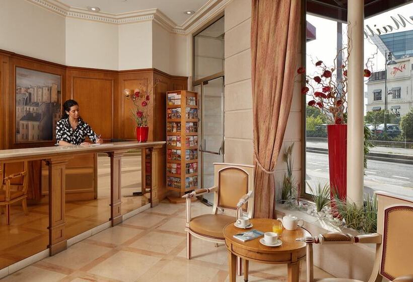 ホテル Fertel Maillot