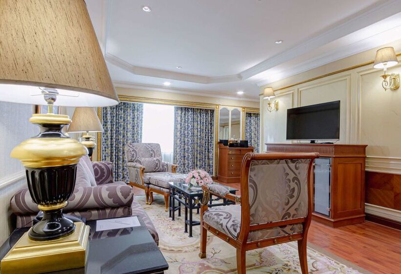 Golden Tulip Sovereign Hotel Bangkok