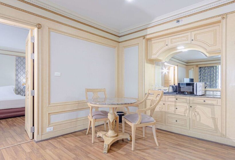 Golden Tulip Sovereign Hotel Bangkok