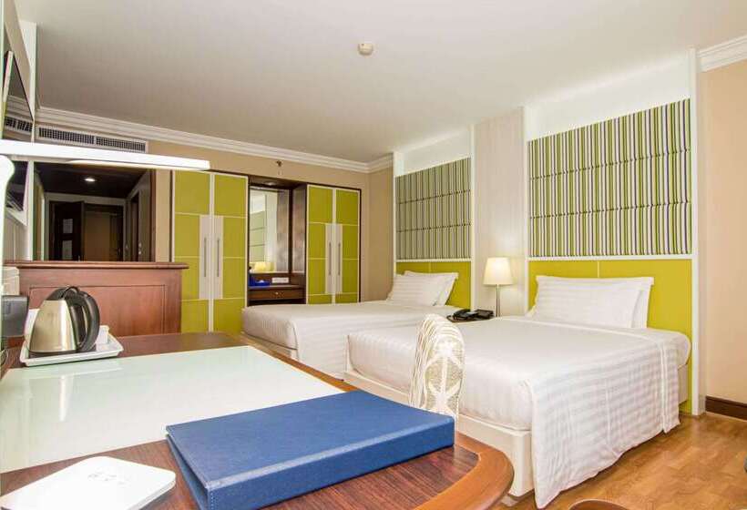 Golden Tulip Sovereign Hotel Bangkok