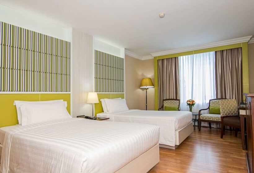 Golden Tulip Sovereign Hotel Bangkok