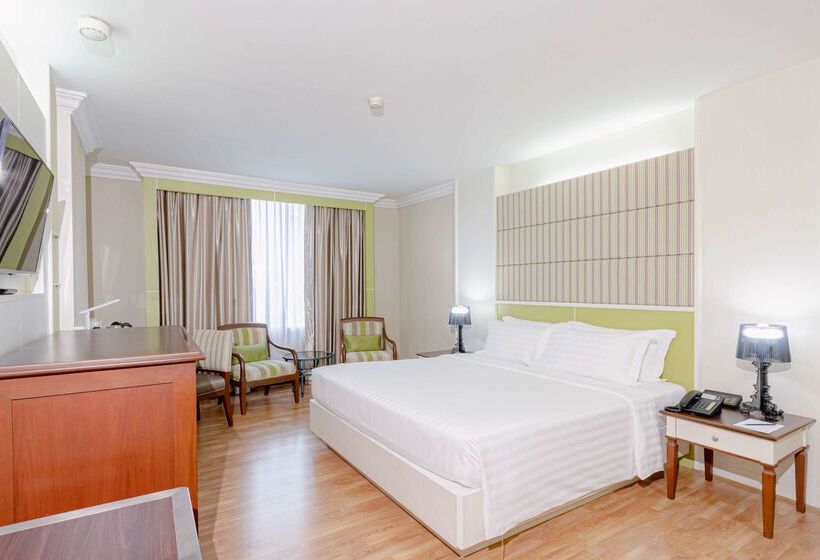 Golden Tulip Sovereign Hotel Bangkok