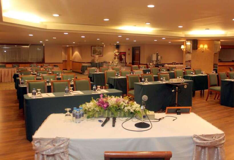 Golden Tulip Sovereign Hotel Bangkok