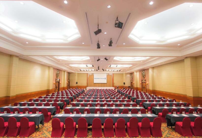 Golden Tulip Sovereign Hotel Bangkok