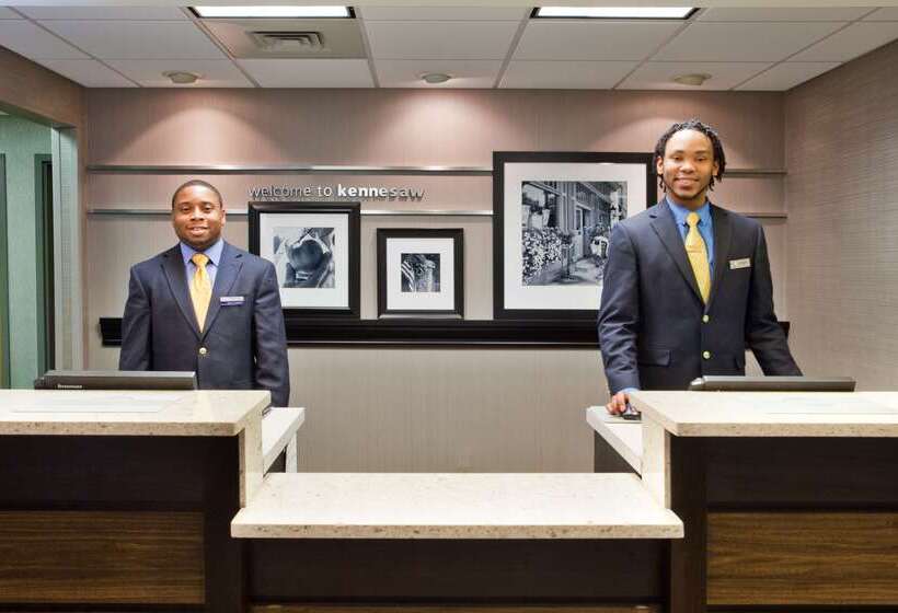 فندق Hampton Inn Atlantatown Center/kennesaw