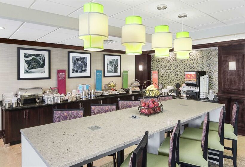 فندق Hampton Inn Atlantatown Center/kennesaw
