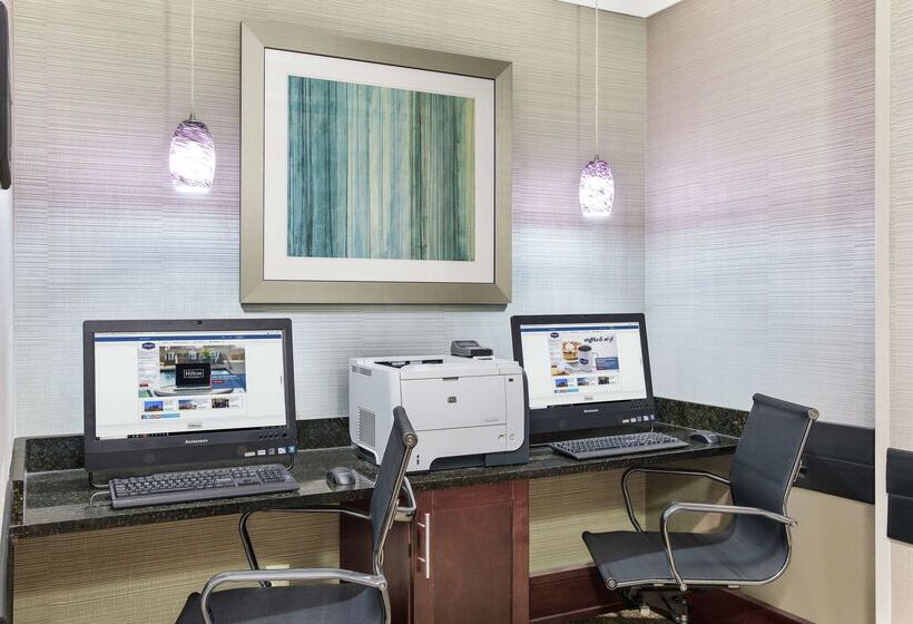 فندق Hampton Inn Atlantatown Center/kennesaw