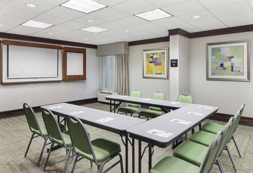 فندق Hampton Inn Atlantatown Center/kennesaw