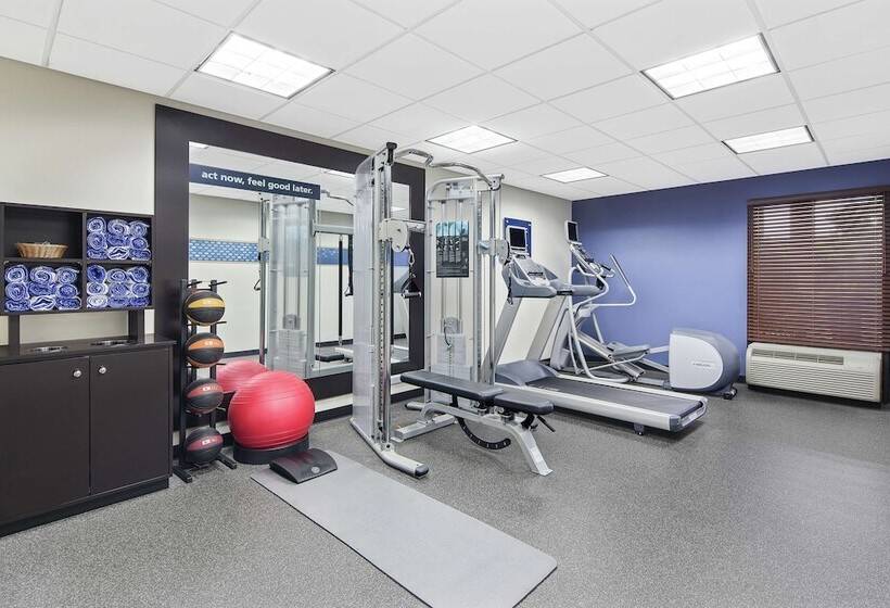 فندق Hampton Inn Atlantatown Center/kennesaw