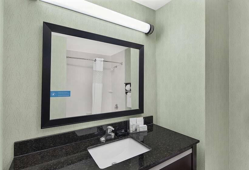 فندق Hampton Inn Atlantatown Center/kennesaw