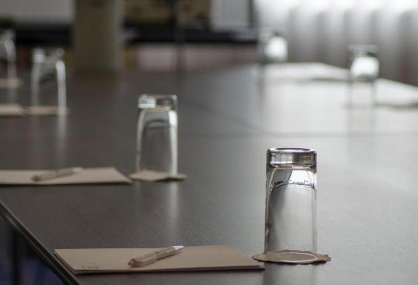 호텔 Holiday Inn Munich Unterhaching, An Ihg