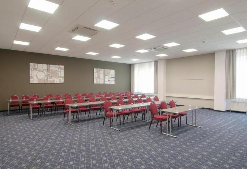 호텔 Holiday Inn Munich Unterhaching, An Ihg