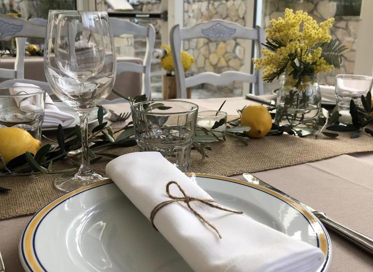 ホテル Hôtel Jas Neuf