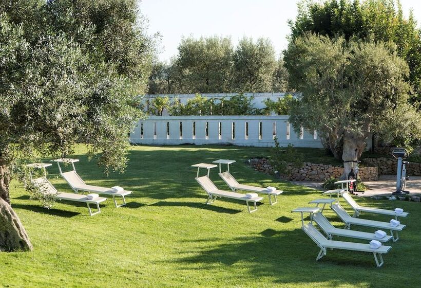 Отель Masseria Il Melograno