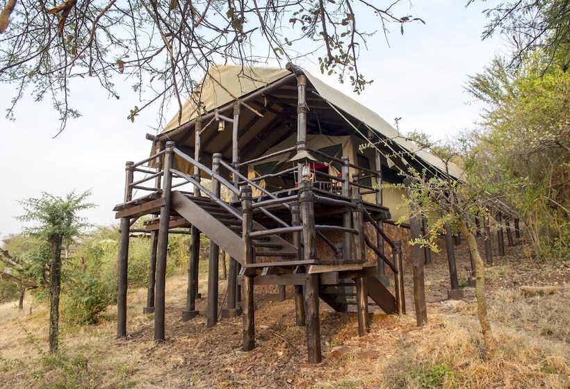 בית מלון כפרי Kirawira Serena Camp