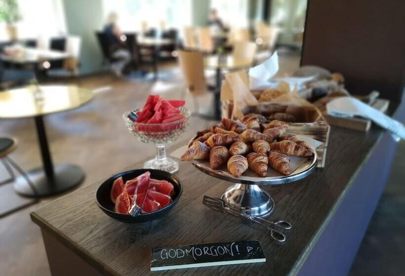 ホテル L Kristina