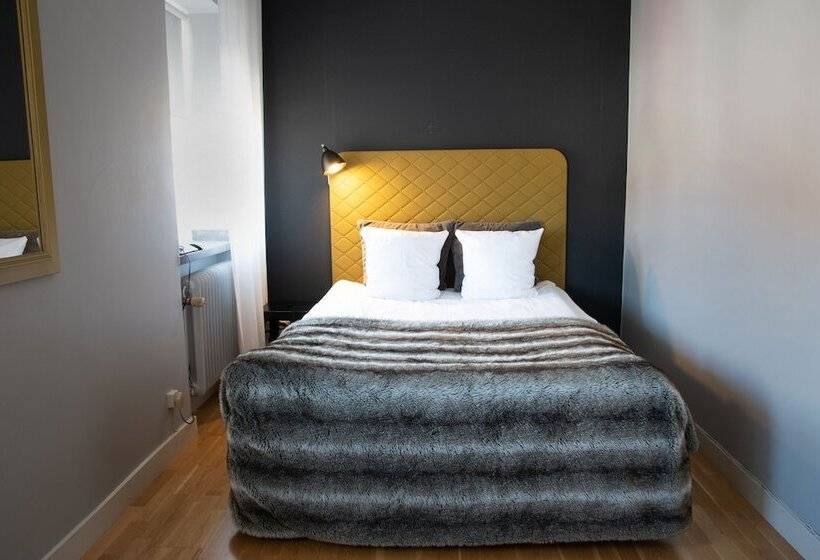 ホテル L Kristina