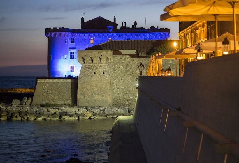 La Posta Vecchia Hotel