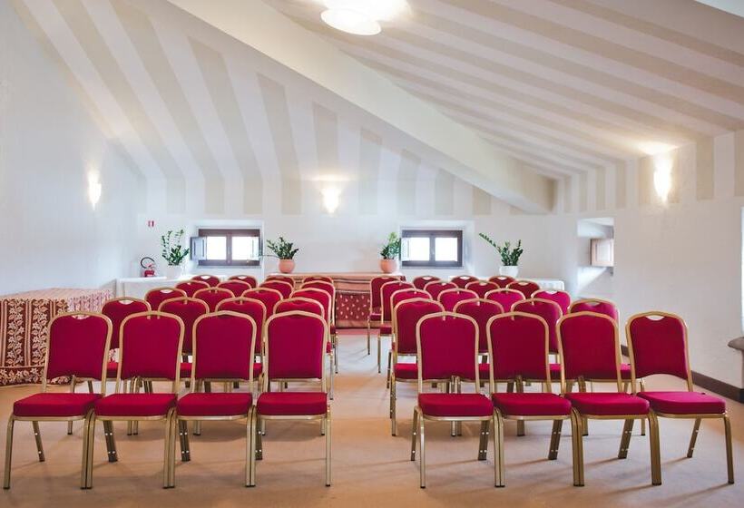 La Posta Vecchia Hotel