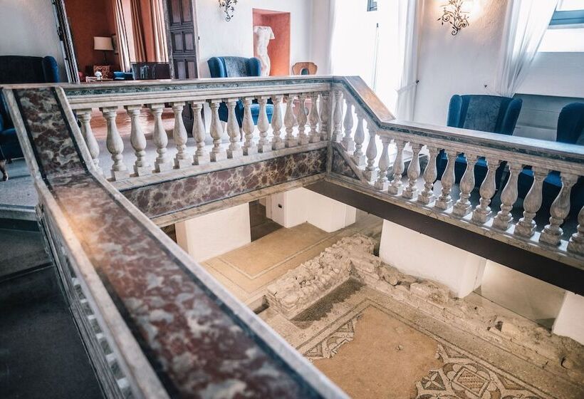 La Posta Vecchia Hotel