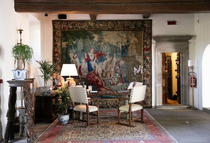 La Posta Vecchia Hotel