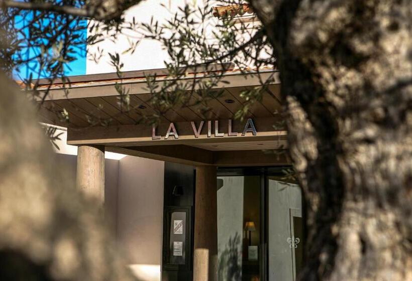 هتل La Villa Calvi