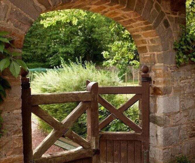 בית מלון כפרי Lafarques