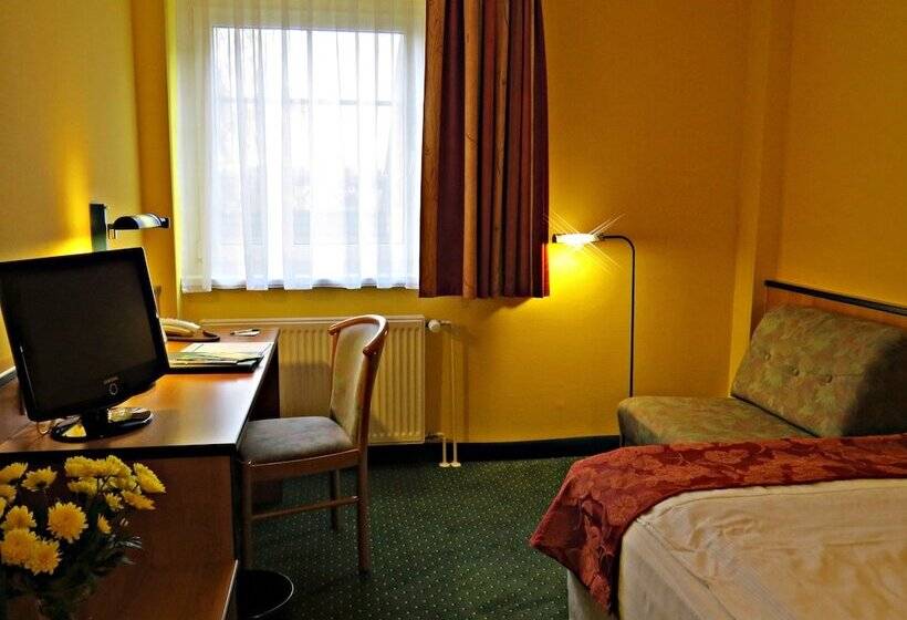 فندق Landhaus Dierkow