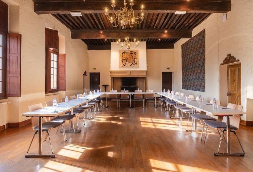 فندق Domaine Du Gouverneur, Hôtel, Restaurant & Golf